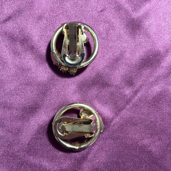 Vintage Aurora Borealis Clip-on Earrings - Picture 3 of 3